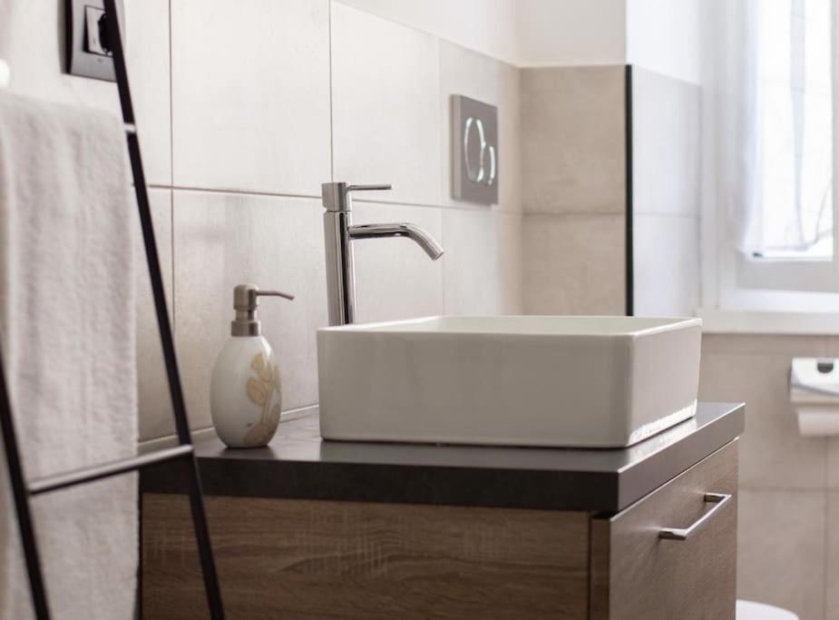 Esclusivo A Trastevere Con Terrazzo * Rom