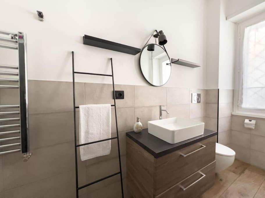 Apartment Esclusivo A Trastevere Con Terrazzo
