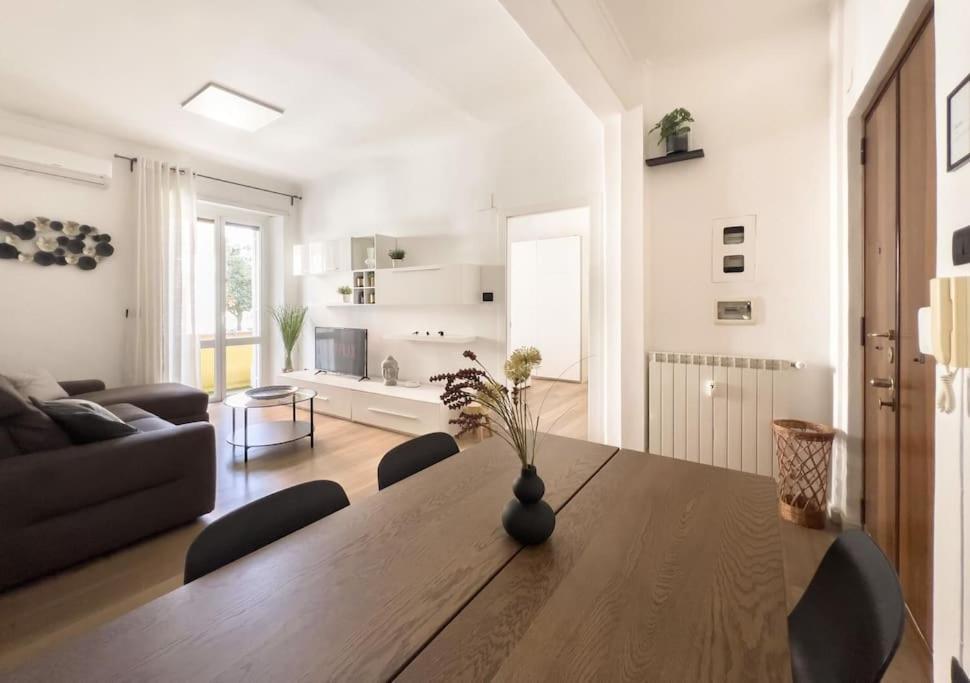 Apartment Esclusivo A Trastevere Con Terrazzo
